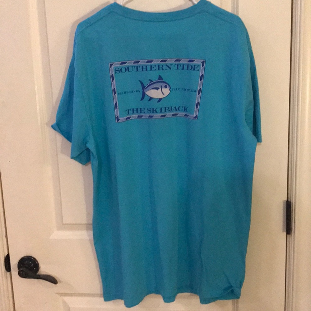Southern tide tee shirt